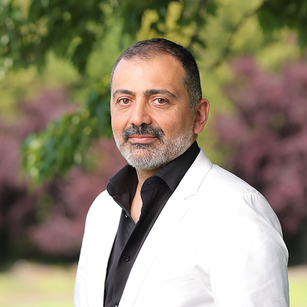 Dr. Arash Foroughi