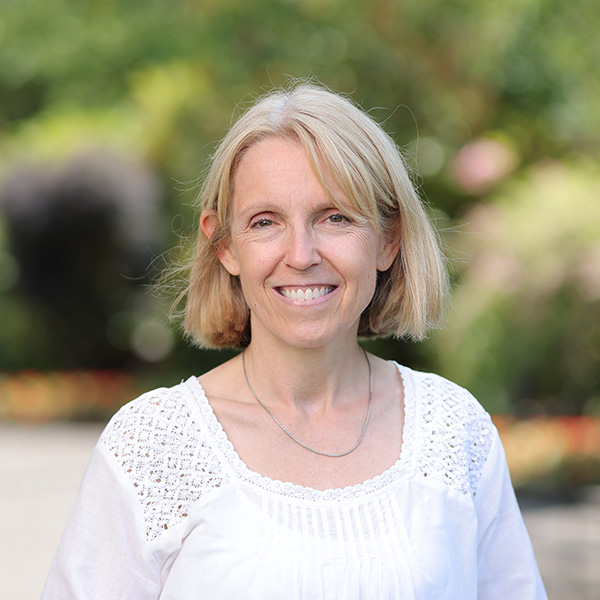 Dr. Shawna Dental Hygienist